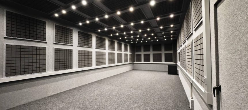 Interior de local de ensayo
